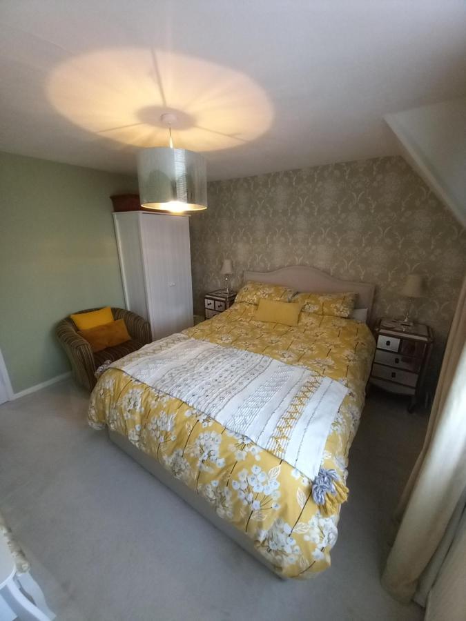 Moore Apartment Bourton-on-the-Water ภายนอก รูปภาพ